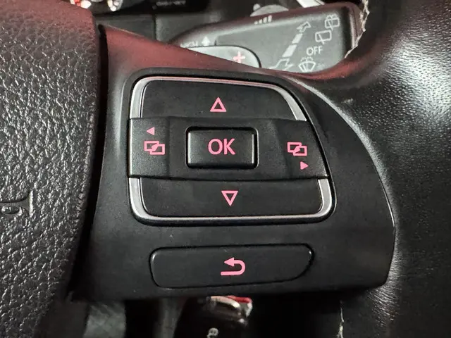 Volkswagen Tiguan 1.4 TSI R-Line Edition 2014 Benzine 31