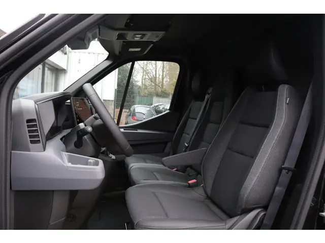 Renault Master T35 2.0 dCi 130 L2H2 Advance 2024 Diesel 29