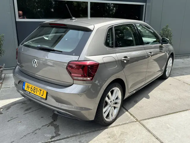 Volkswagen Polo 1.0 TSI 115PK DSG Highline 2020 Benzine 41