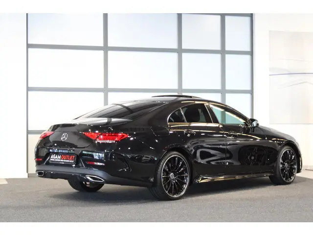 Mercedes-Benz CLS 2