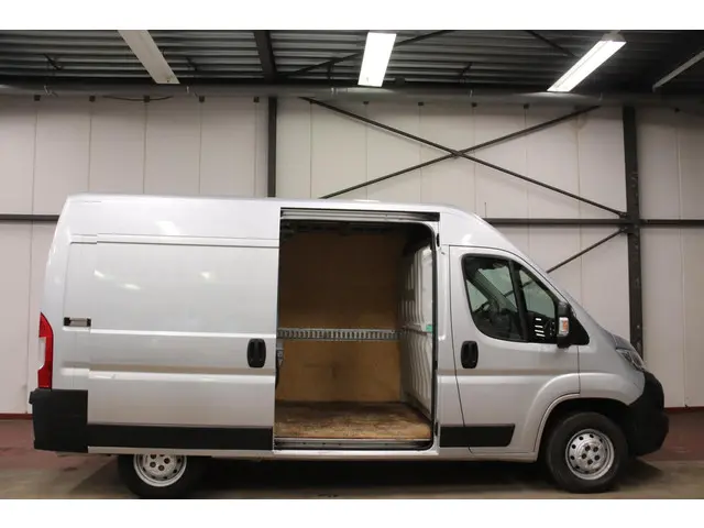 Citroën Jumper 35 2.0 BlueHDi 130 L2H2 2018 Diesel 4