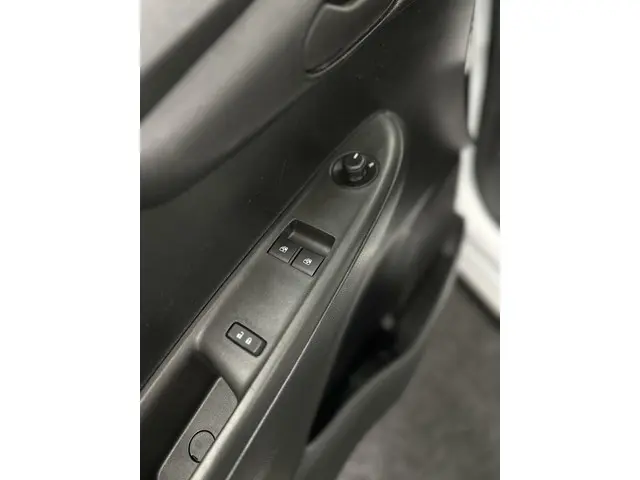 Opel KARL 1.0 ecoFLEX Edition AIRCO CRUISE 2015 Benzine 15