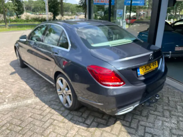 Mercedes-Benz C-Klasse 180 Lease Edition 2014 Benzine 4