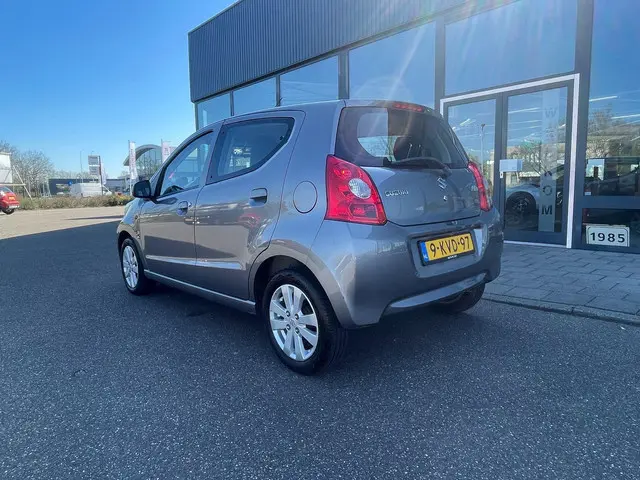 Suzuki Alto 1.0 Exclusive EASSS 2013 Benzine 5