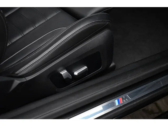 BMW 4 Serie Cabrio 420i M-Sport 2022 Benzine 37
