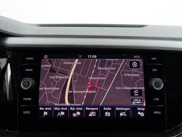 Volkswagen T-Cross 1.0 TSI R line- 2019 Benzine 12
