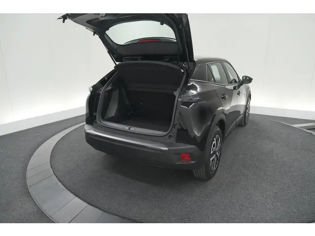 Peugeot e-2008 EV Active 50 kWh 2024 Elektrisch 55