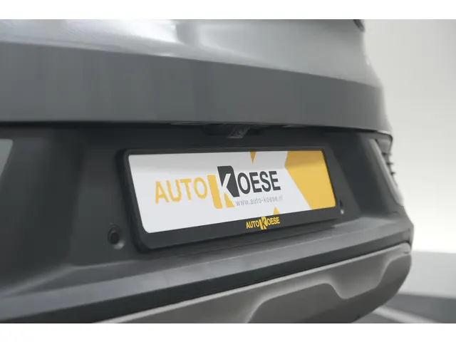 Renault Arkana Mild Hybrid 140 EDC Techno 2024 Benzine 23