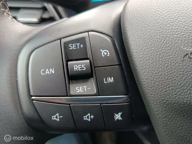 Ford Fiesta 1.0 EcoBoost Titanium trekhaak 2023 Benzine 11
