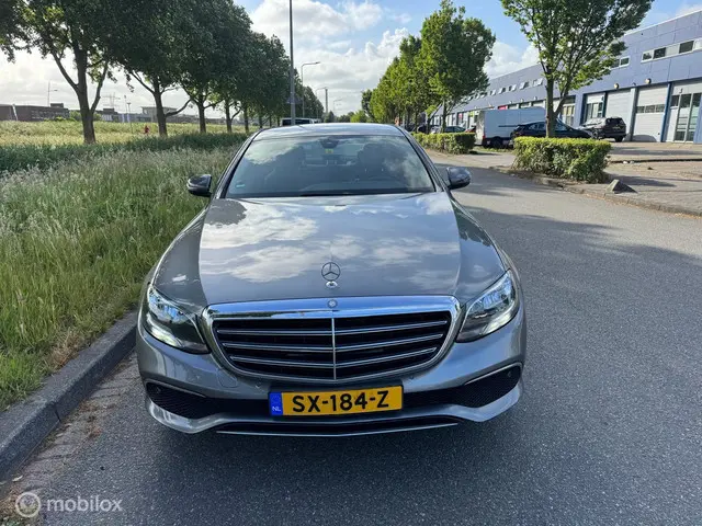 Mercedes-Benz E-Klasse 200 Prestige Plus 2016 Benzine 4