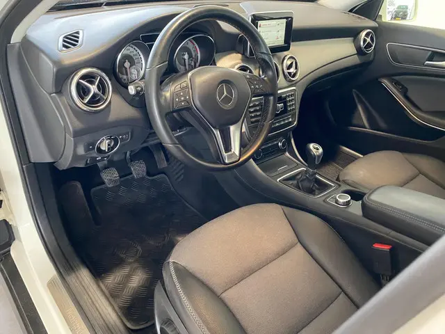 Mercedes-Benz GLA 200 156PK Trekhaak 2015 Benzine 8