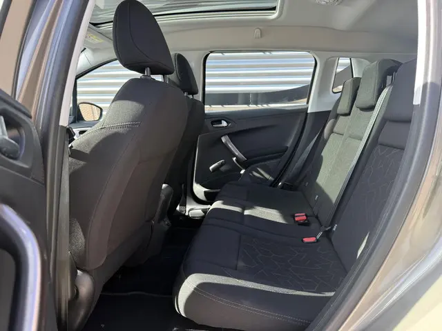 Peugeot 2008 1.2 PureTech Active 2016 Benzine 11