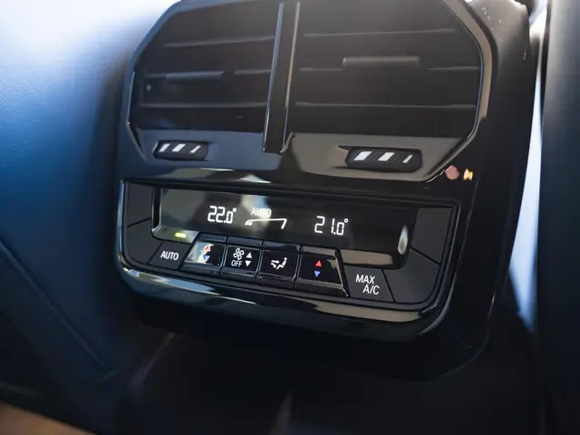 BMW iX xDrive40 2022 Elektrisch 38