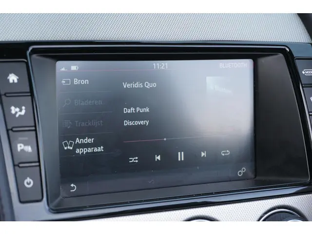 Jaguar F-Type 3.0 V6 Convertible 2017 Benzine 35