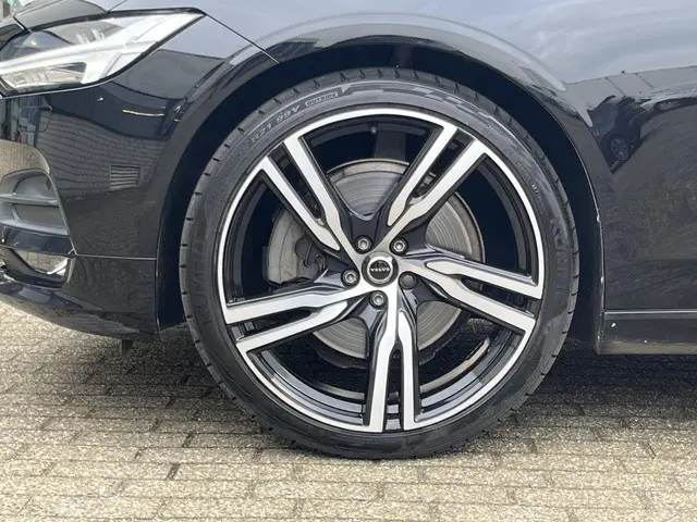Volvo S90 2.0 T4 Inscription 2018 Benzine 34