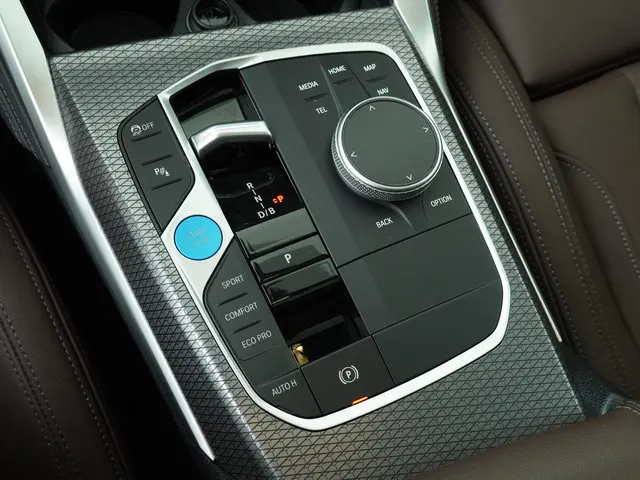 BMW i4 eDrive40 High Executive 84 kWh 2024 Elektrisch 21