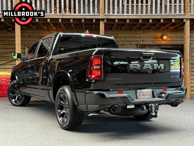 Dodge Ram 1500 Big Horn 2024 LPG/Gas 5