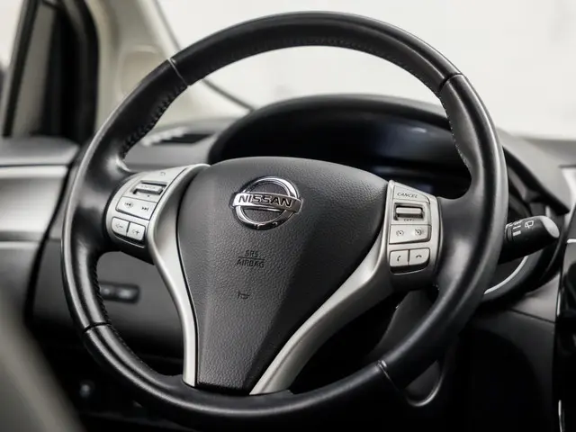 Nissan Pulsar 1.2 DIG-T Black Edition 2017 Benzine 16