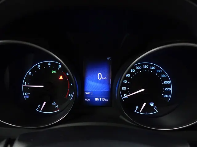 Toyota Auris Touring Sports 1.2T Dynamic 2018 Benzine 14