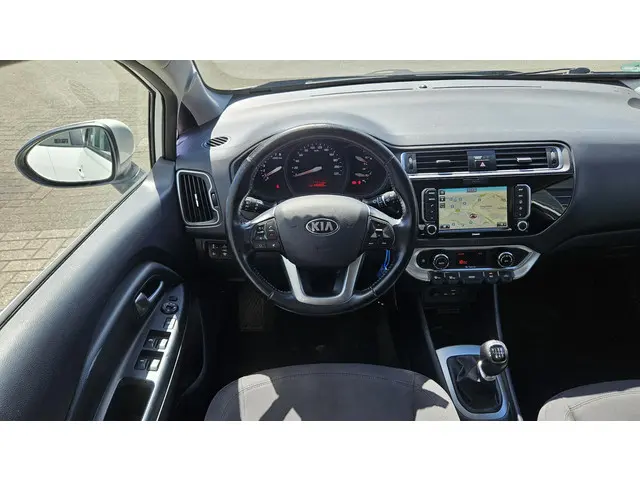 Kia Rio 1.4 CVVT ExecutiveLine 2015 Benzine 13