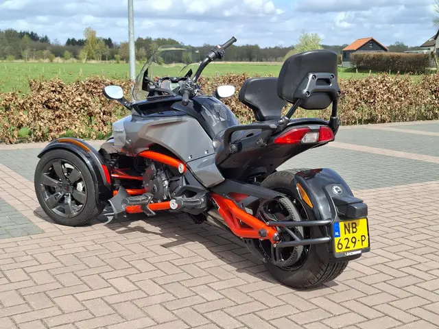 Can-Am Spyder F3 SM6 LTD 2015 Benzine 15