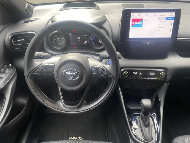 Toyota Yaris 1.5 Hybrid Executive 2023 Hybride Benzine 20