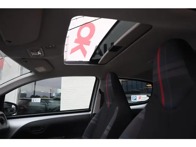 Peugeot 108 1.0 e-VTi ACTIVE-SKY 2014 Benzine 8