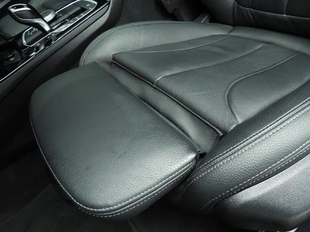 BMW 1 Serie 5-deurs M135i xDrive 2023 Benzine 20