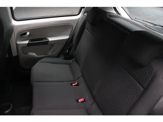 SEAT Mii 1.0 5drs 2018 Benzine 11