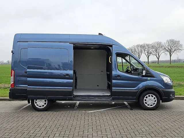Ford Transit 2.0 2023 Diesel 12