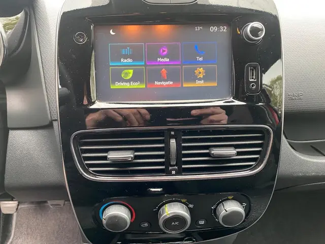 Renault Clio 0.9 TCe Zen Navigatie 2017 Benzine 7