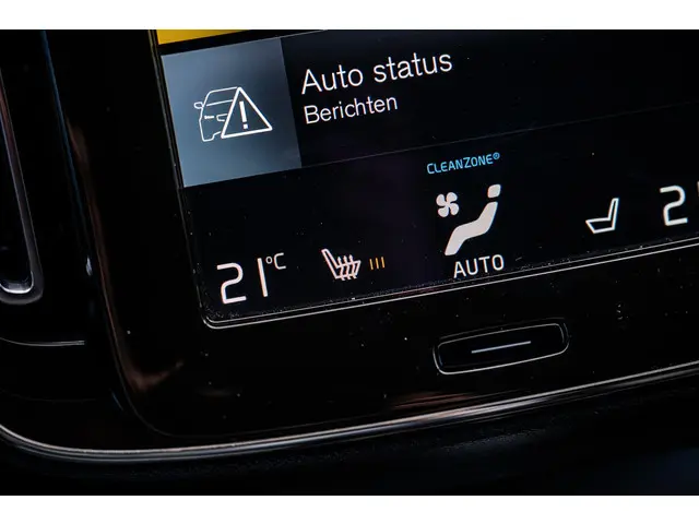 Volvo XC40 2.0 B4 R-Design 2022 Benzine 21