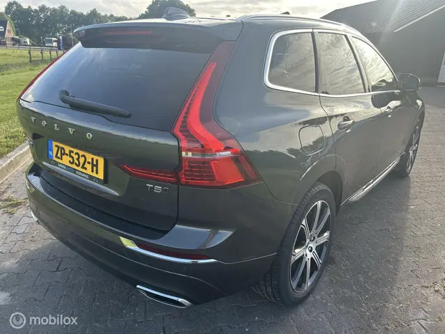 Volvo XC60 2.0 T5 AWD Inscription 2019 Benzine 4