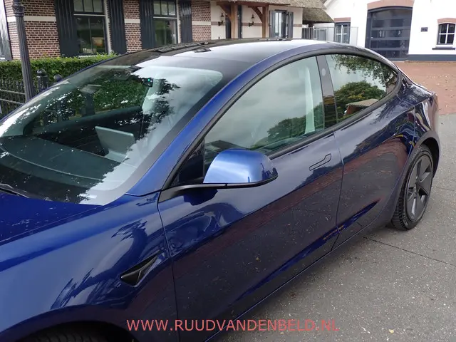 Tesla Model 3 LONG RANGE AWD 75kWh 2020 Elektrisch 2