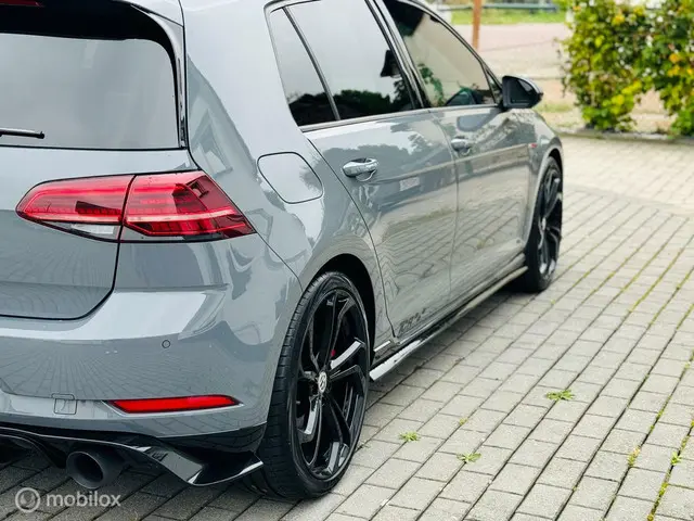 Volkswagen Golf 2.0 TSI GTI TCR 2019 Benzine 11