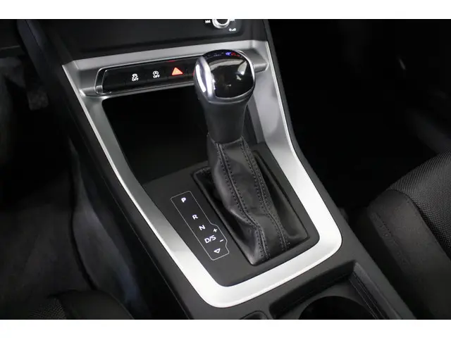 Audi Q3 35 TFSI Pro Line business 2020 Benzine 27