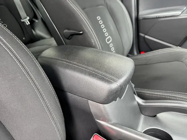 Kia Sportage 1.6 GDI 20th Anniversary 2013 Benzine 12