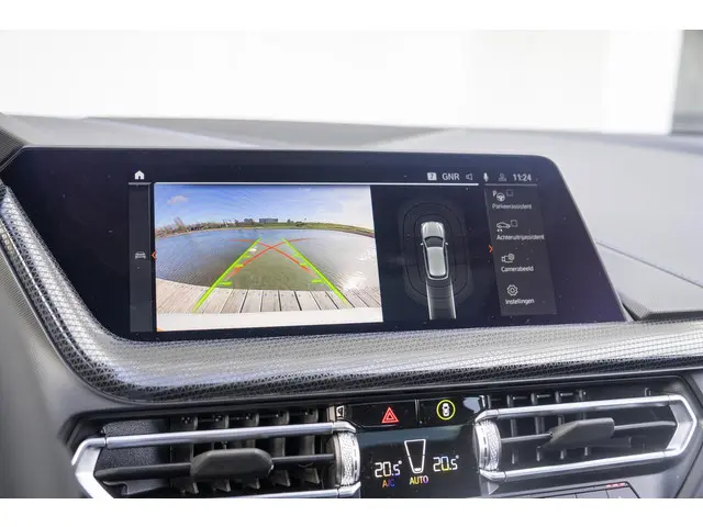 BMW 1 Serie 5-deurs 118i 2024 Benzine 29