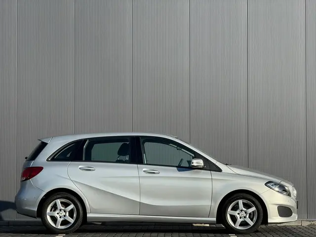 Mercedes-Benz B-Klasse 180 Ambition 2015 Benzine 8