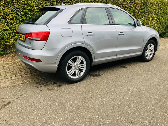 Audi Q3 1.4 TFSI Automaat 2014 Benzine 5