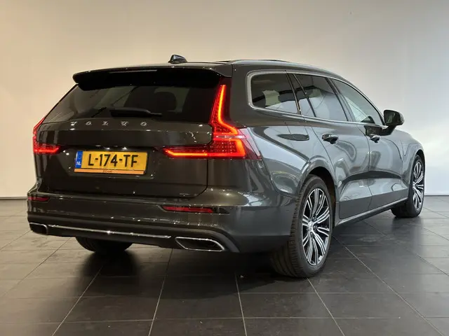 Volvo V60 2