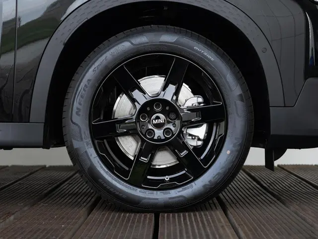 MINI Countryman C 2025 Benzine 6