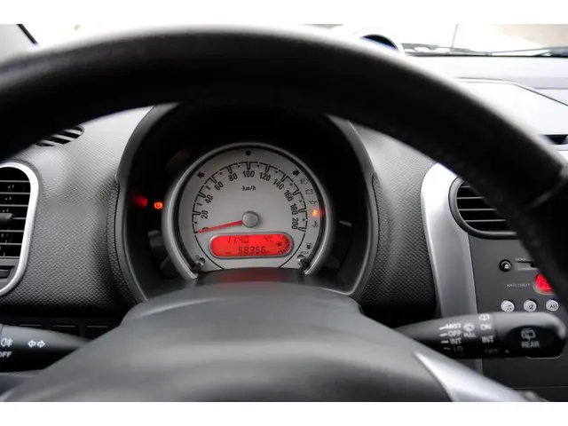 Opel Agila 1.0 Berlin 5-drs Airco|LMV 2014 Benzine 12