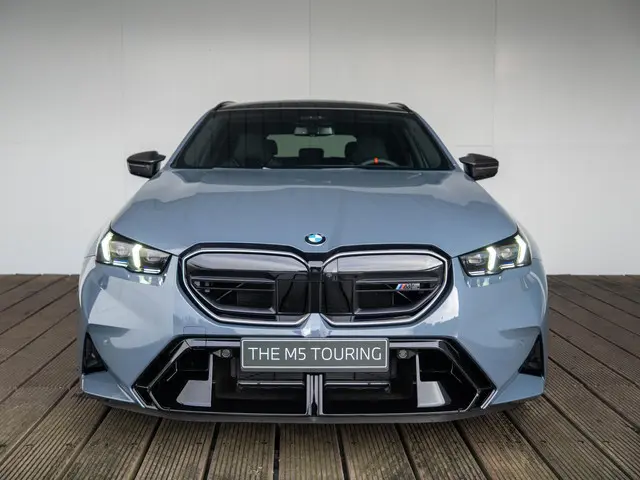 BMW M5 Touring 2026 Hybride Benzine 3