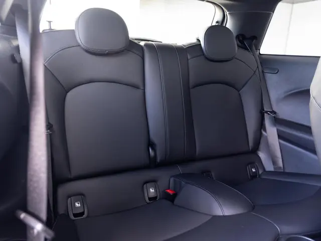 MINI 3-Deurs Cooper Aut. 2023 Benzine 11