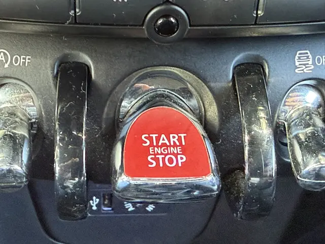 MINI Cooper Mini 1.5 PEPPER 2015 Benzine 19