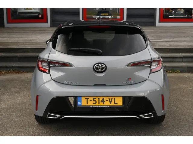 Toyota Corolla 1.8 Hybrid GR-Sport 2023 Hybride Benzine 6