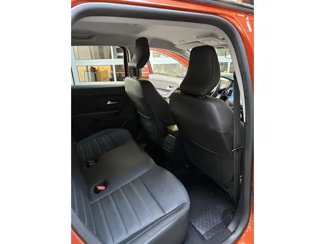 Dacia Duster 1.3 TCe Extreme automaat! 2022 Benzine 9