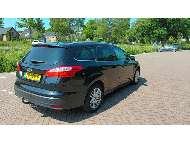 Ford Focus Wagon 1.6 Titanium Automaat 2013 Benzine 6