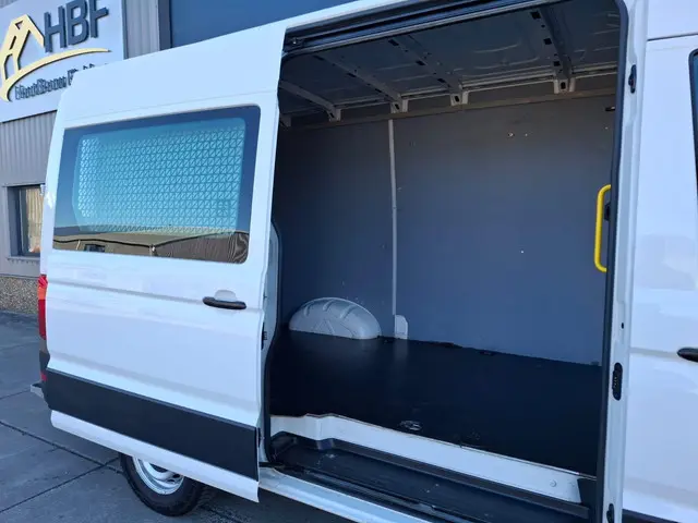 Volkswagen Crafter 35 2.0 TDI L3H3 Highline 2018 Diesel 14
